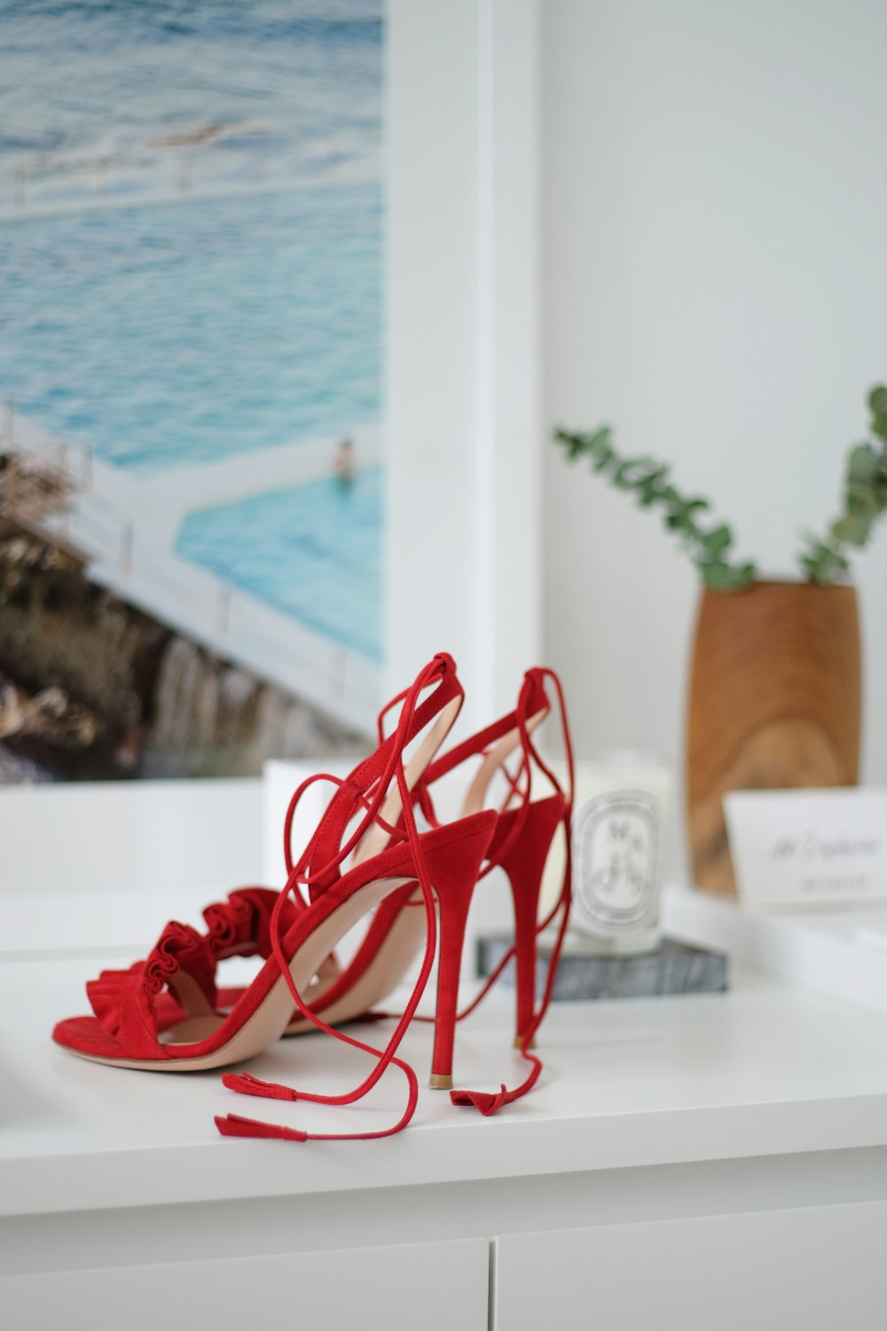 red and white plastic frame on white table