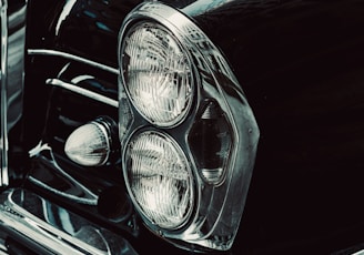close up photo of car headlight