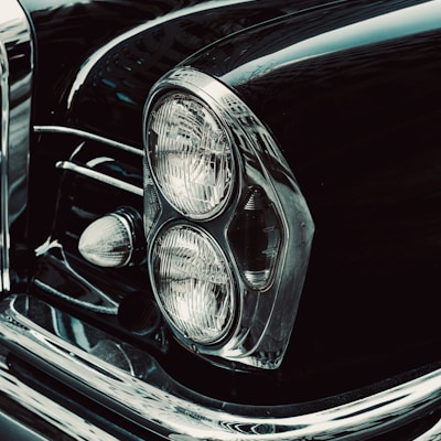 close up photo of car headlight