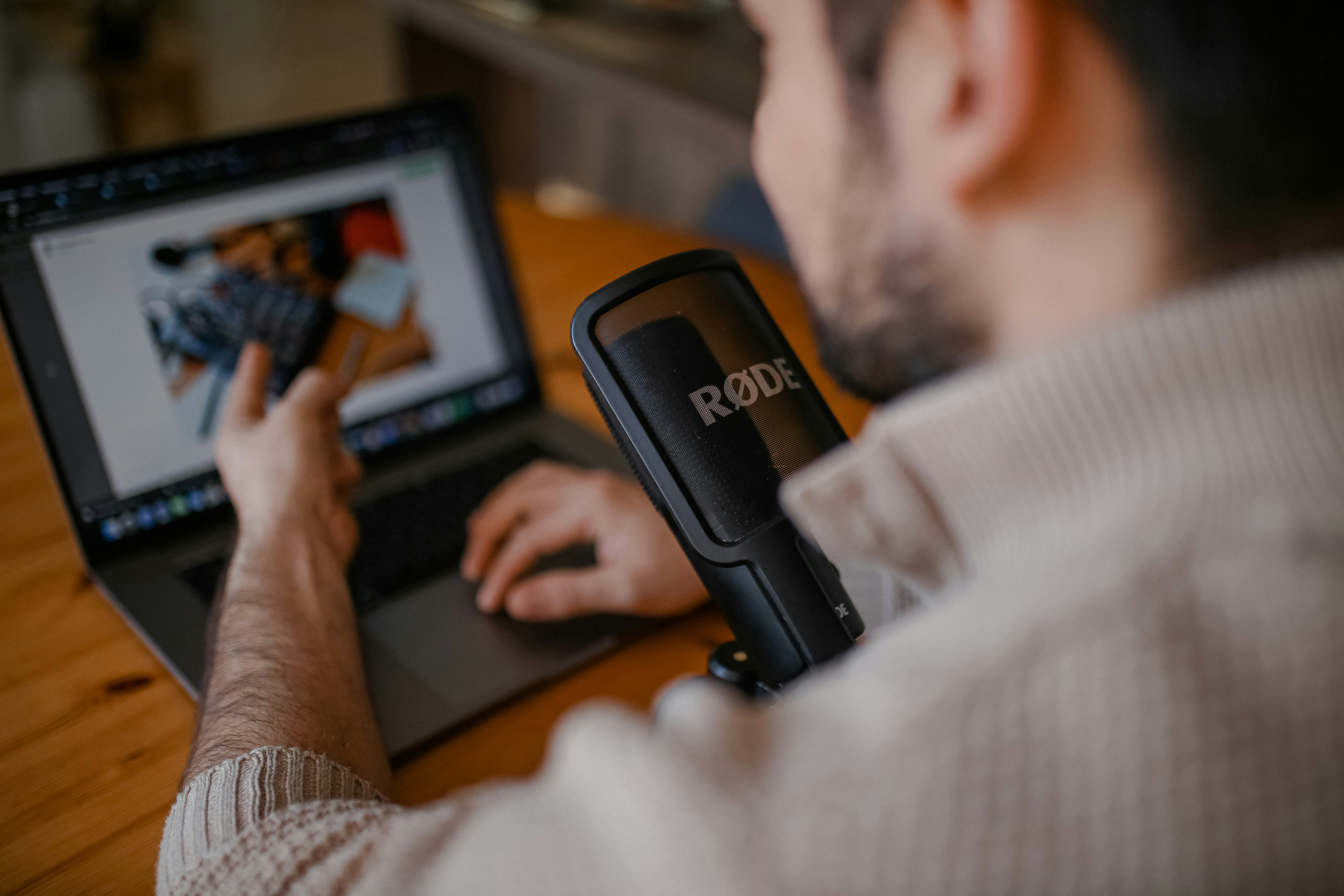 10 Tips for Consistently Engaging Content Creation