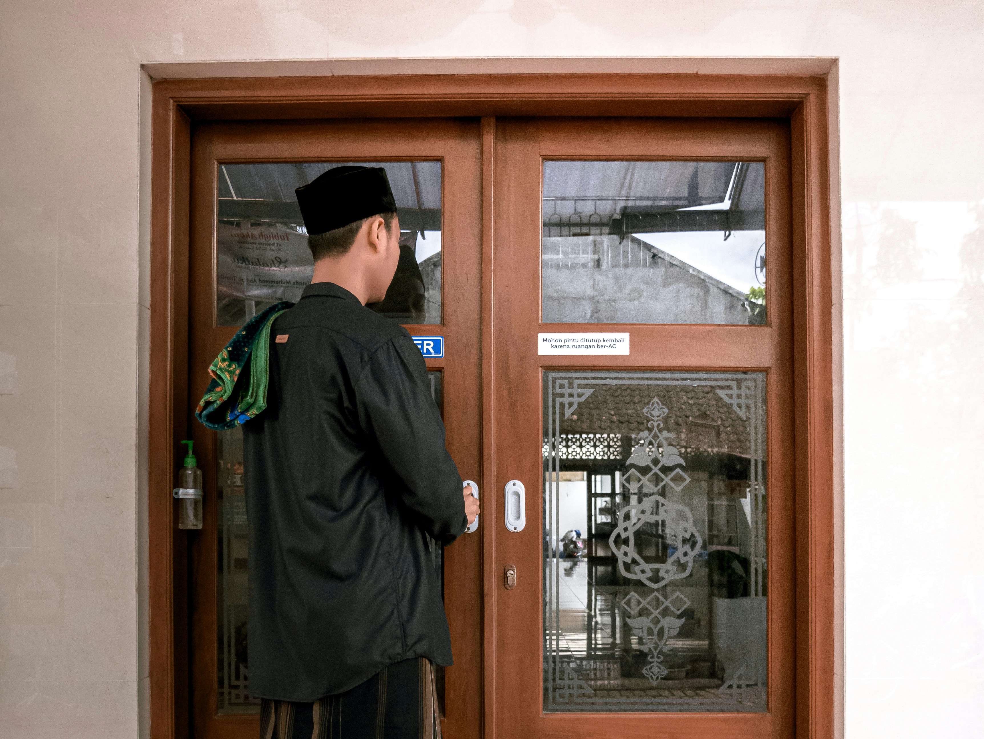Ramadhan dan Teka-teki Pintu
