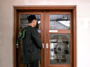 Ramadhan dan Teka-teki Pintu