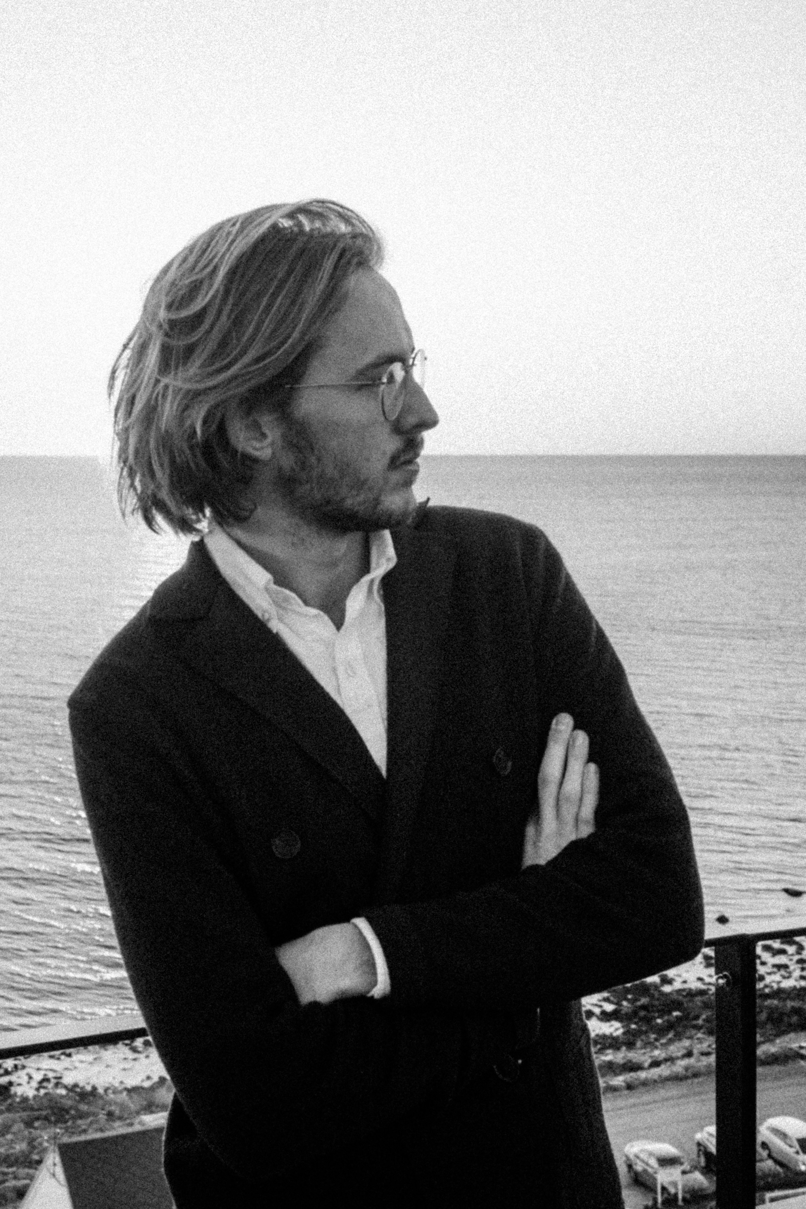 Mads Mikkelsen er skurk i Gigis nye film Brohr – med Sofie Linde og Tessa på rollelisten