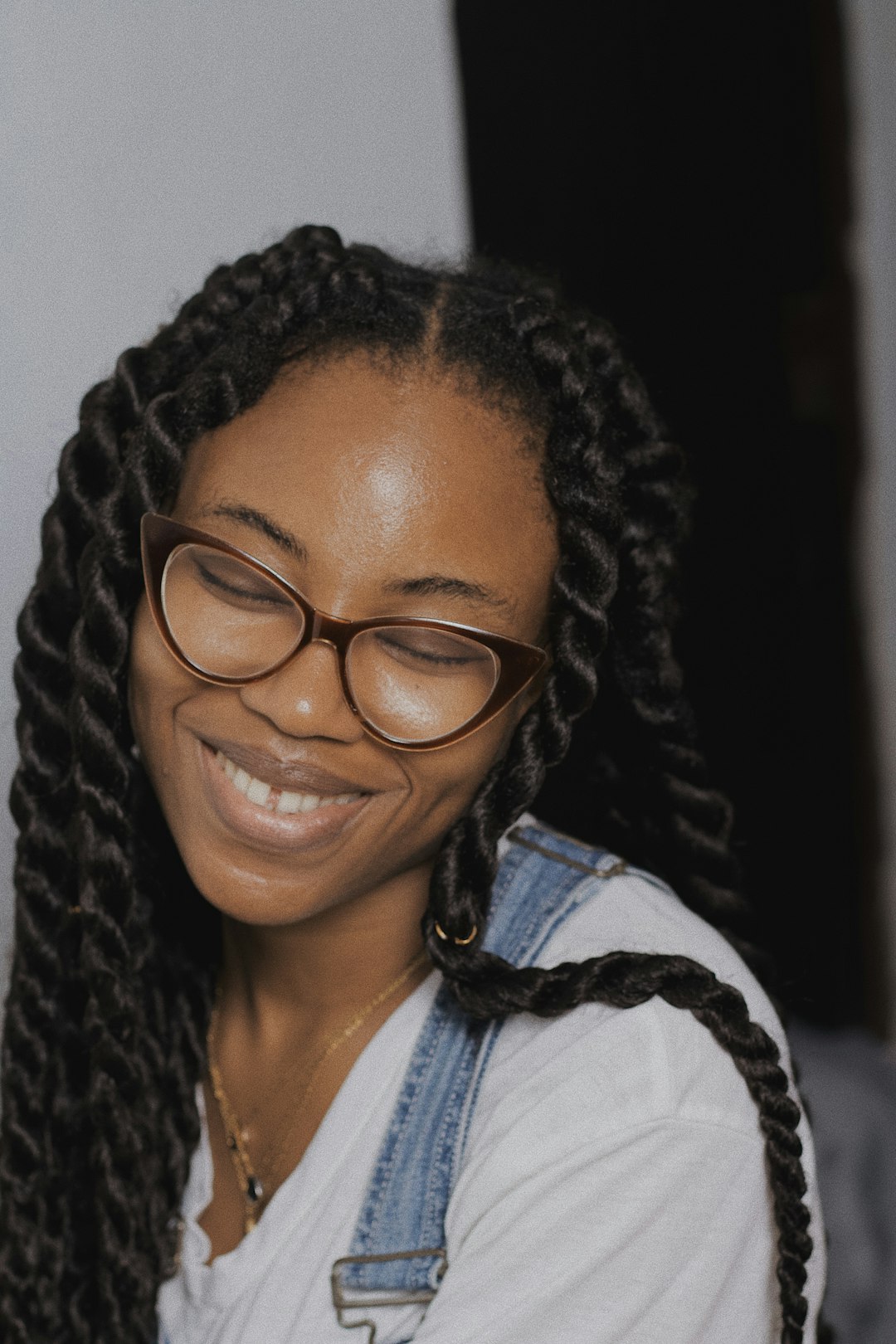 woman in black framed eyeglasses