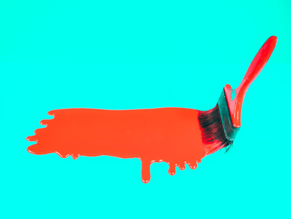 illustrazione rossa e blu della coda di sirena