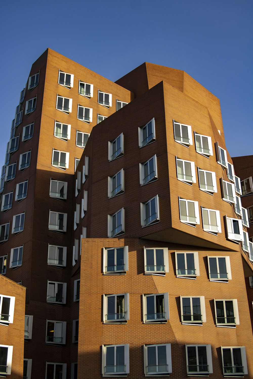 brown concrete building during daytime