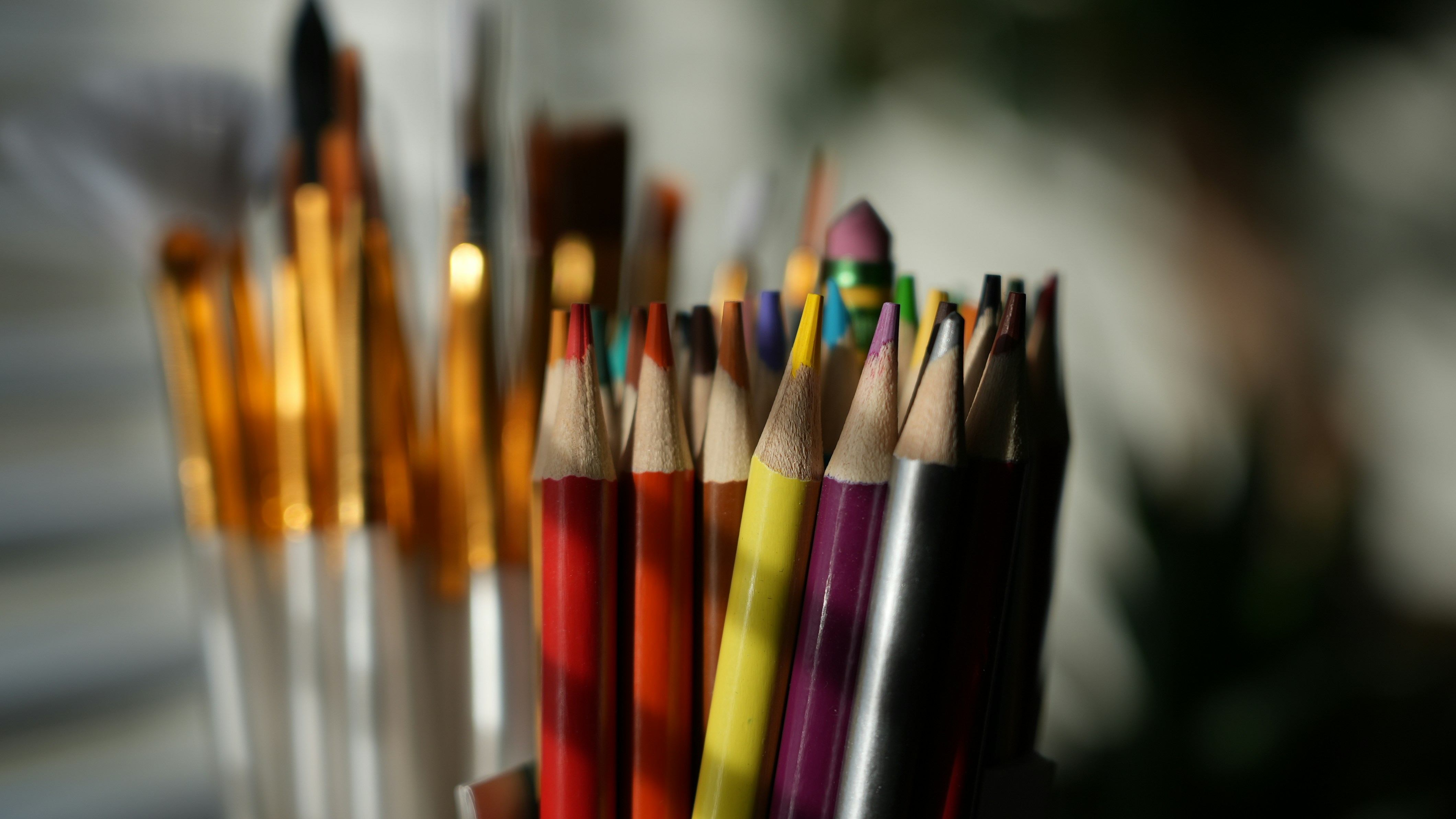 close up photo of coloring pencils, Color pencil 