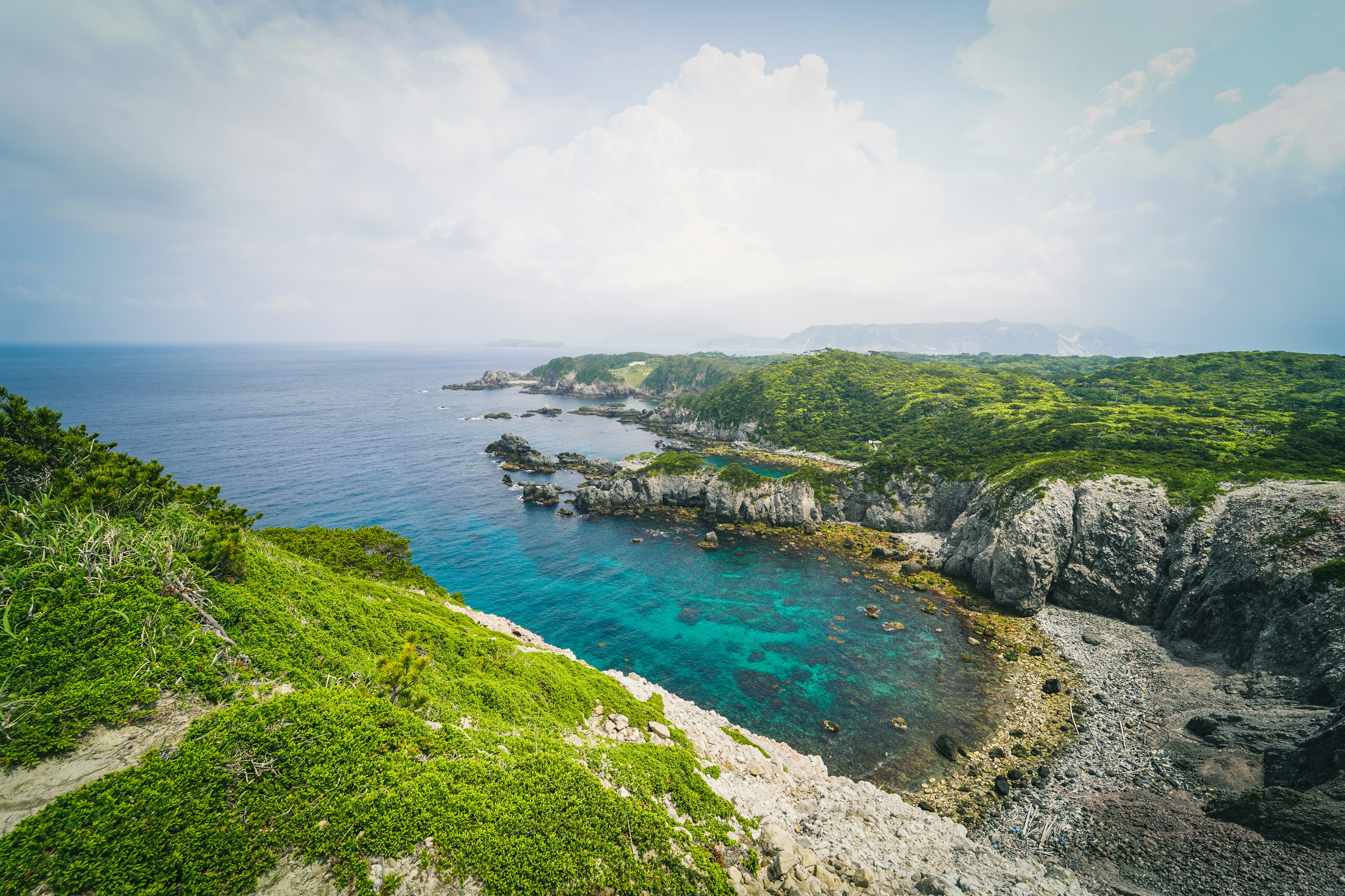 Fc 東京 新 ユニフォーム 
