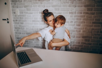 how to run a business from home as a mom