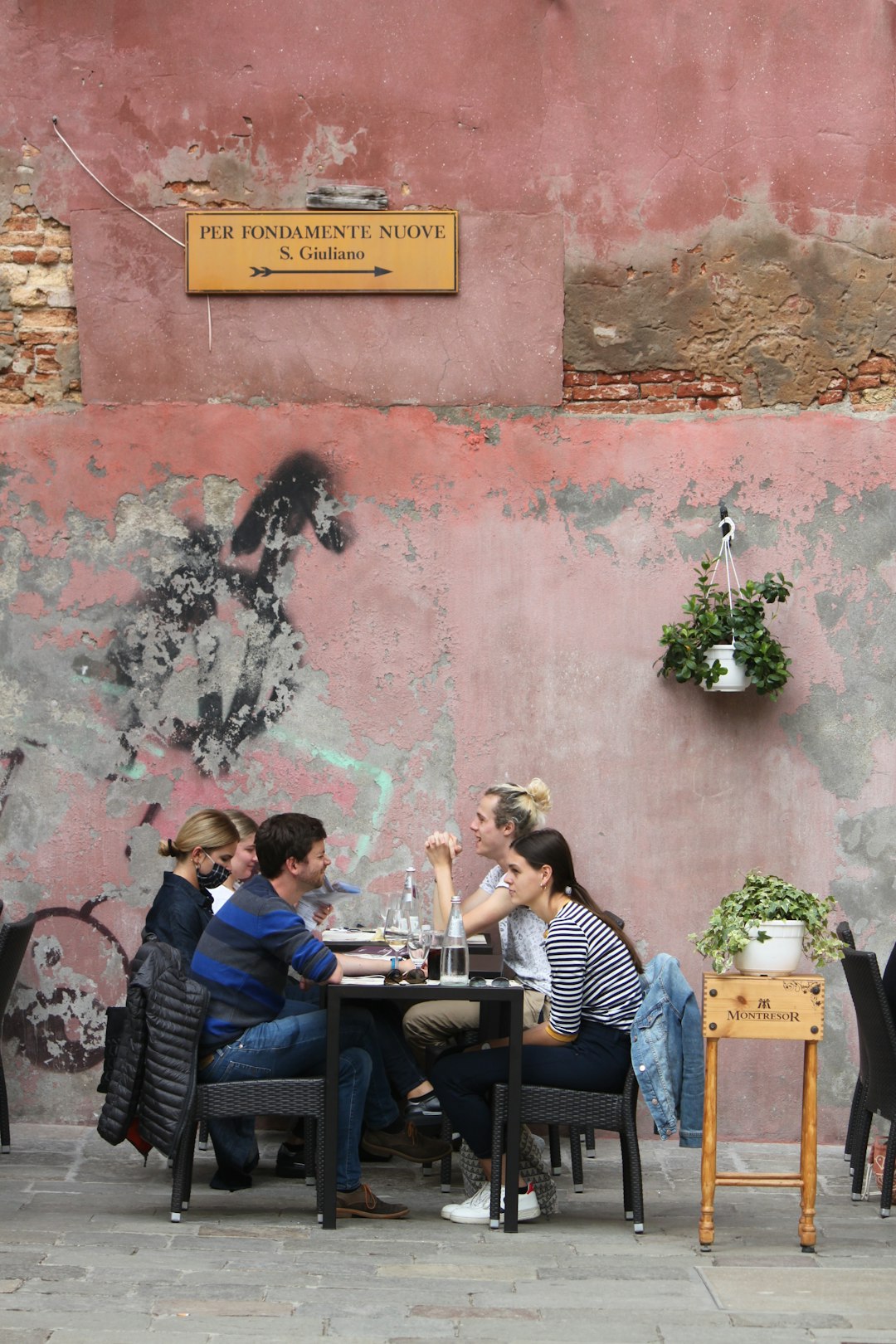 5 luoghi diversi per fare aperitivo a Venezia, tra bacari e cocktail bar