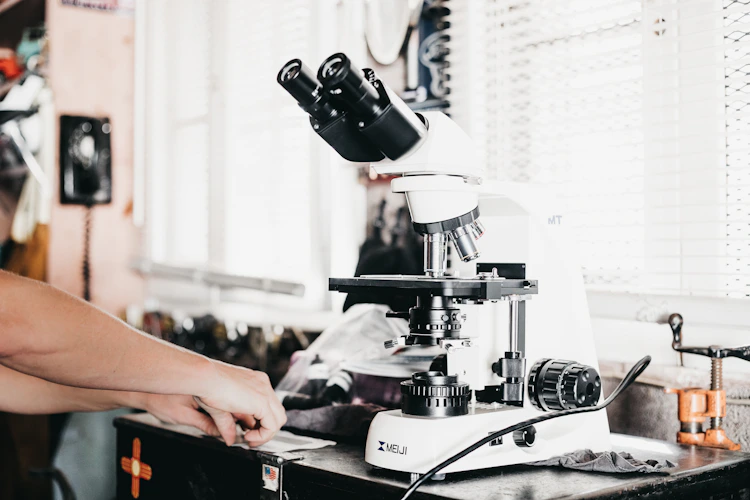 Les visites médicales et examens médicaux dans le cadre du travail