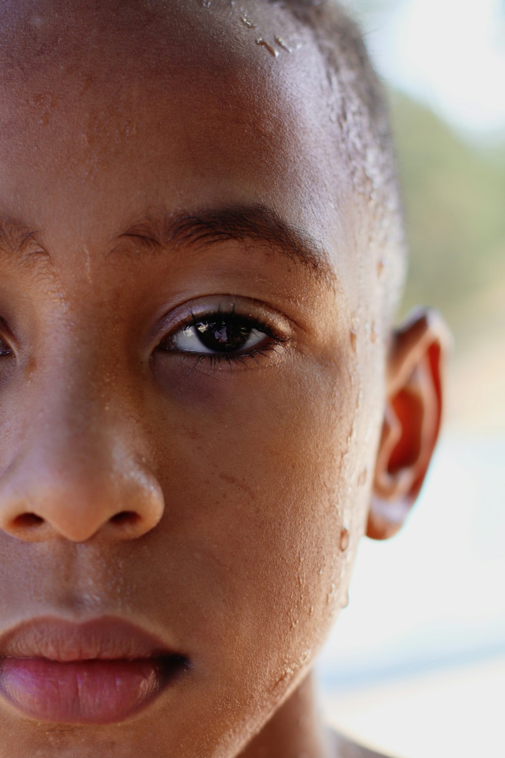 boys face in close up photography