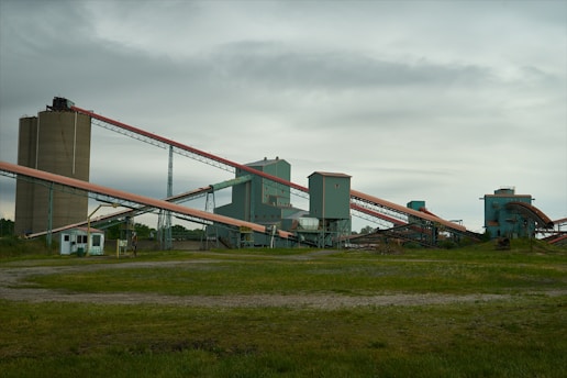 Industrial facility with advanced automation systems in operation.