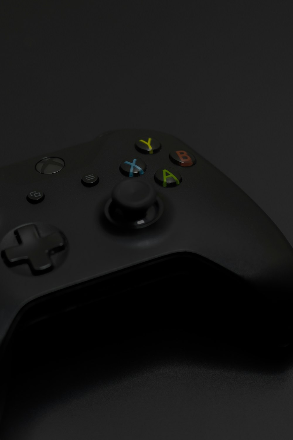 black xbox one game controller