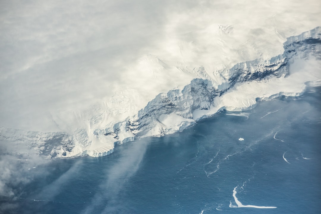 snow covered mountain during daytime