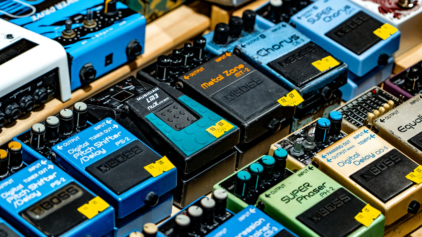 Distortion Vs. Overdrive- Which One Is Best?