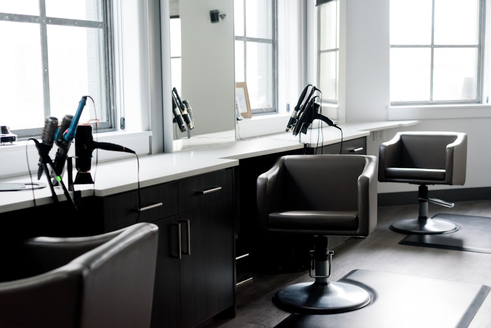 black and silver barber chair