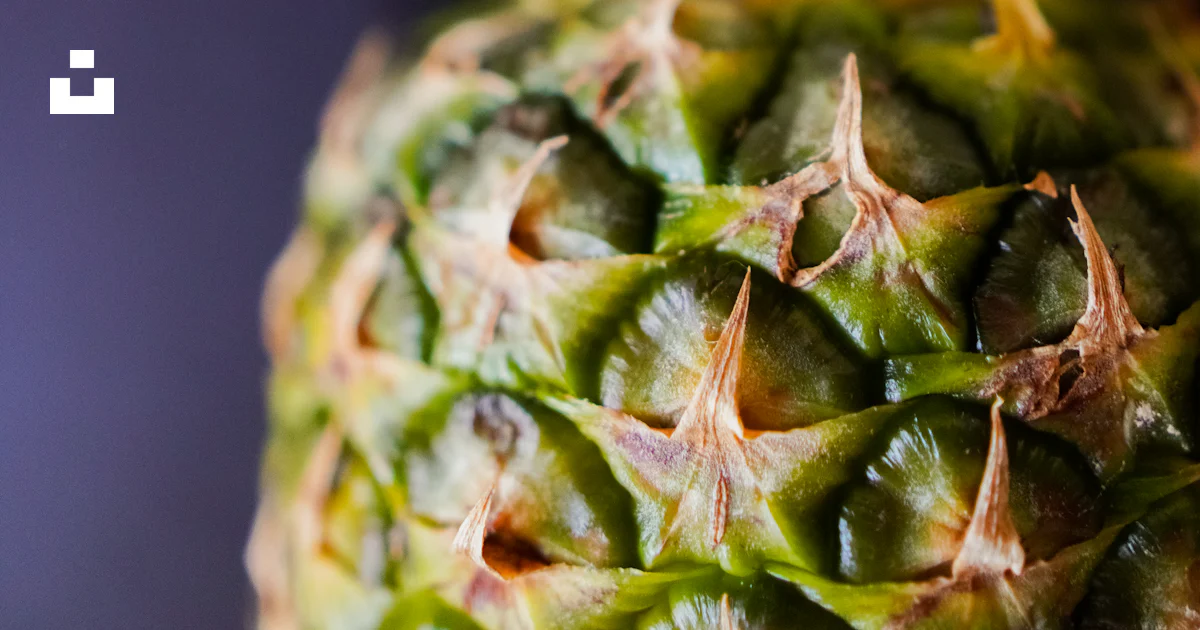 Foto Fruta de piña verde y marrón – Imagen Fruta gratis en Unsplash