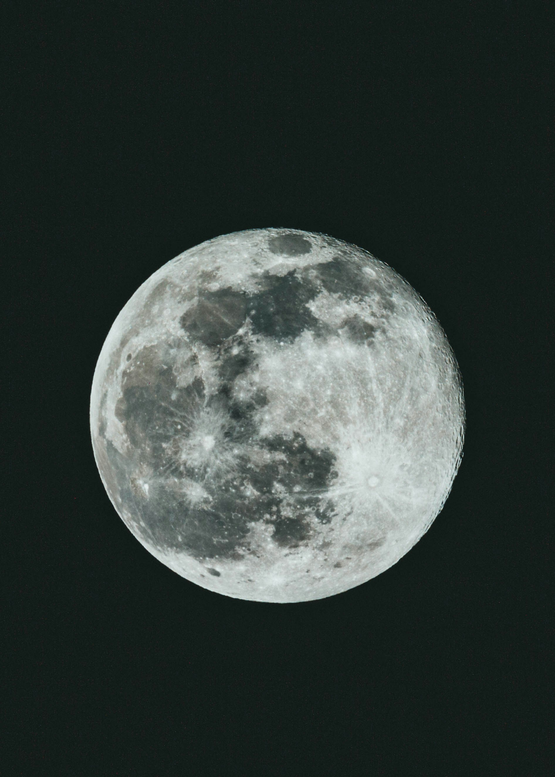 full moon in black background photo – Free Grey Image on Unsplash