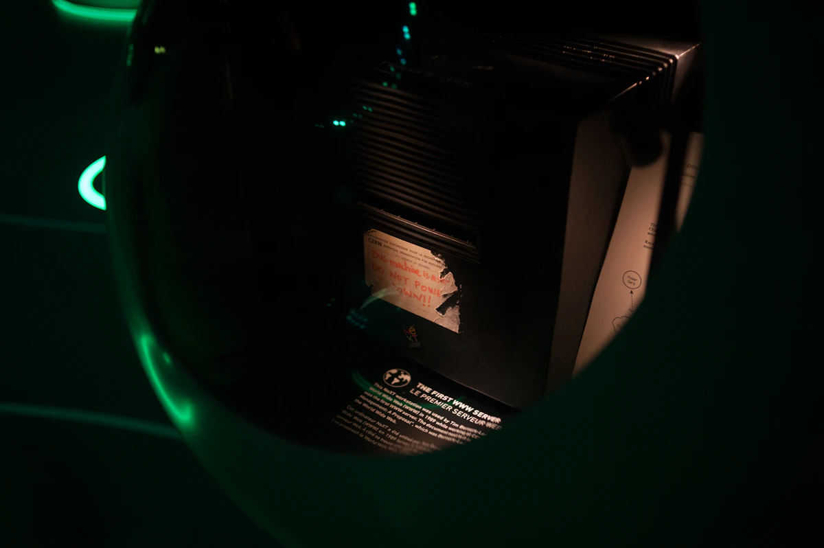 black and white electronic device