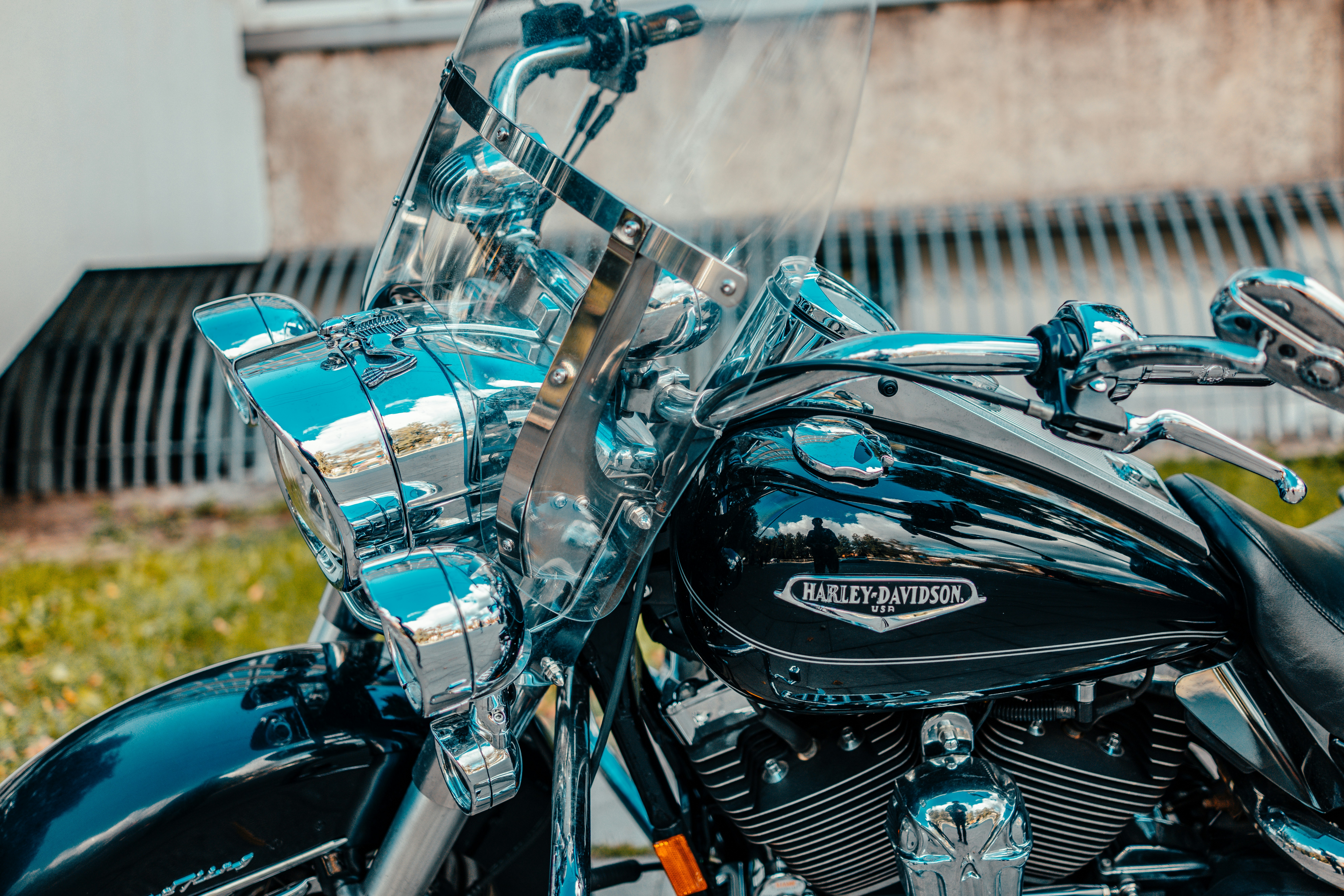 Harley Davidson Wallpapers Free Hd Download 500 Hq Unsplash
