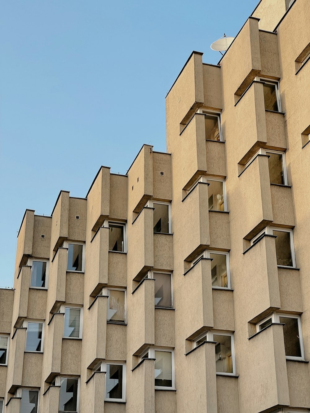 beige concrete building during daytime