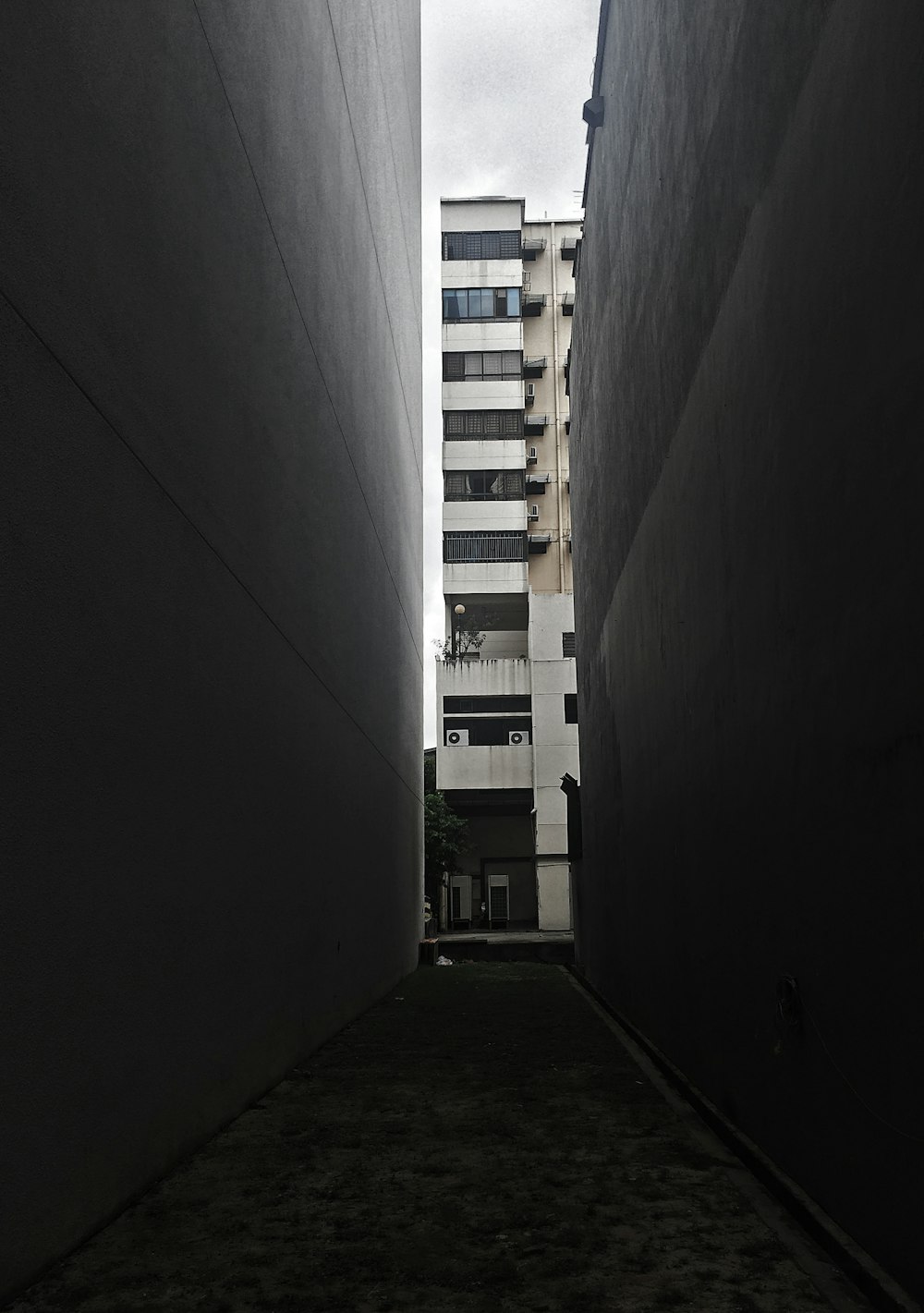 white concrete building during daytime