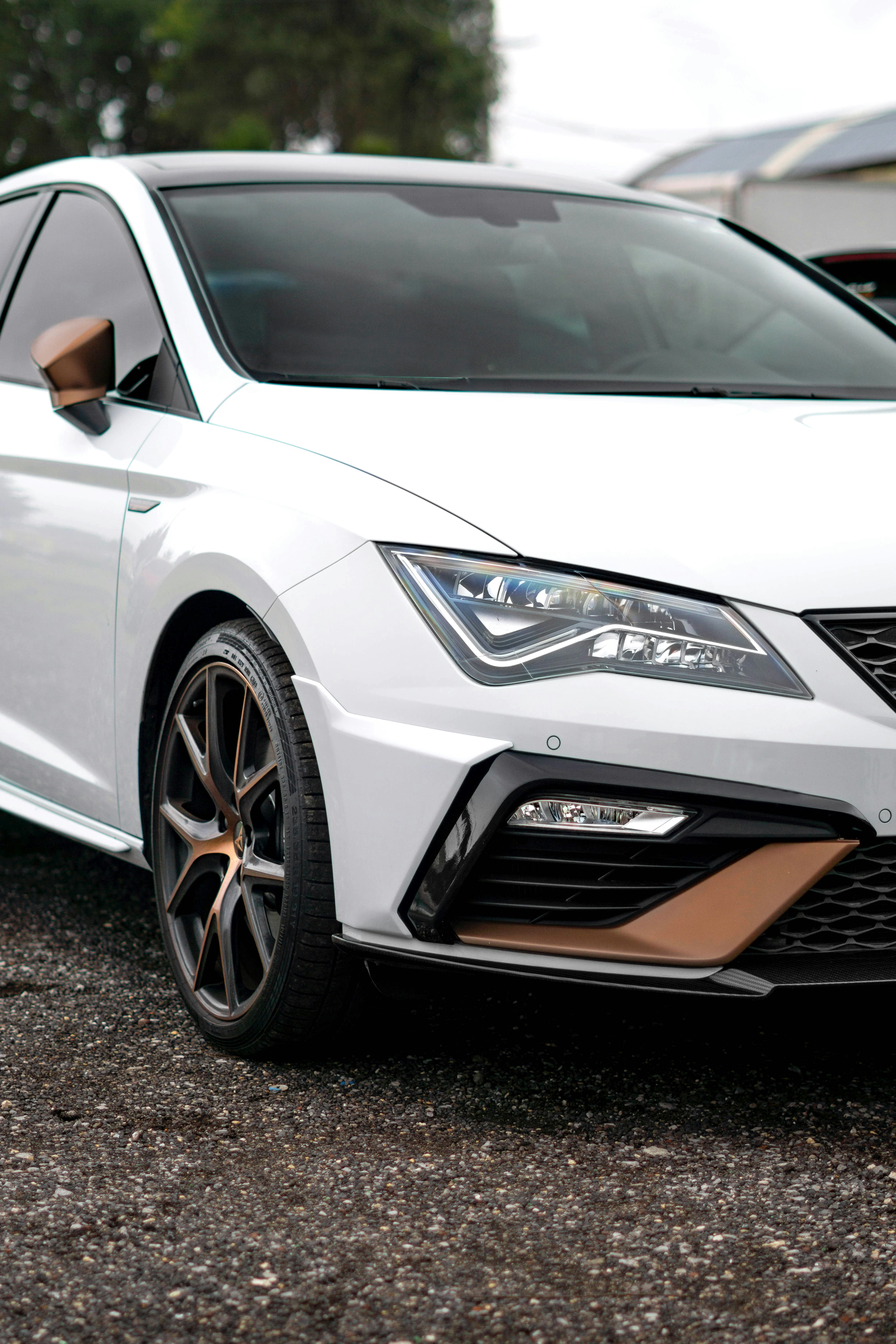 Eager to Sell Modified Seat Leon Cupra R? We Can Help!