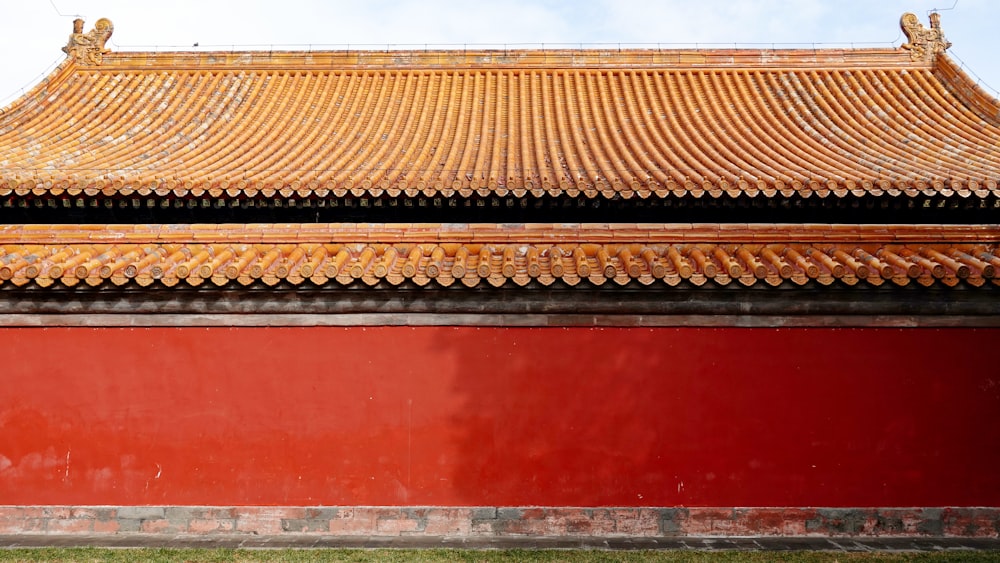 brown and red wooden roof