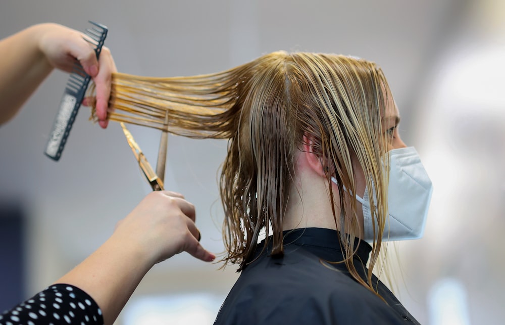 10 Best Edinburgh Barbershops : Where Women Can Get the Perfect Haircut