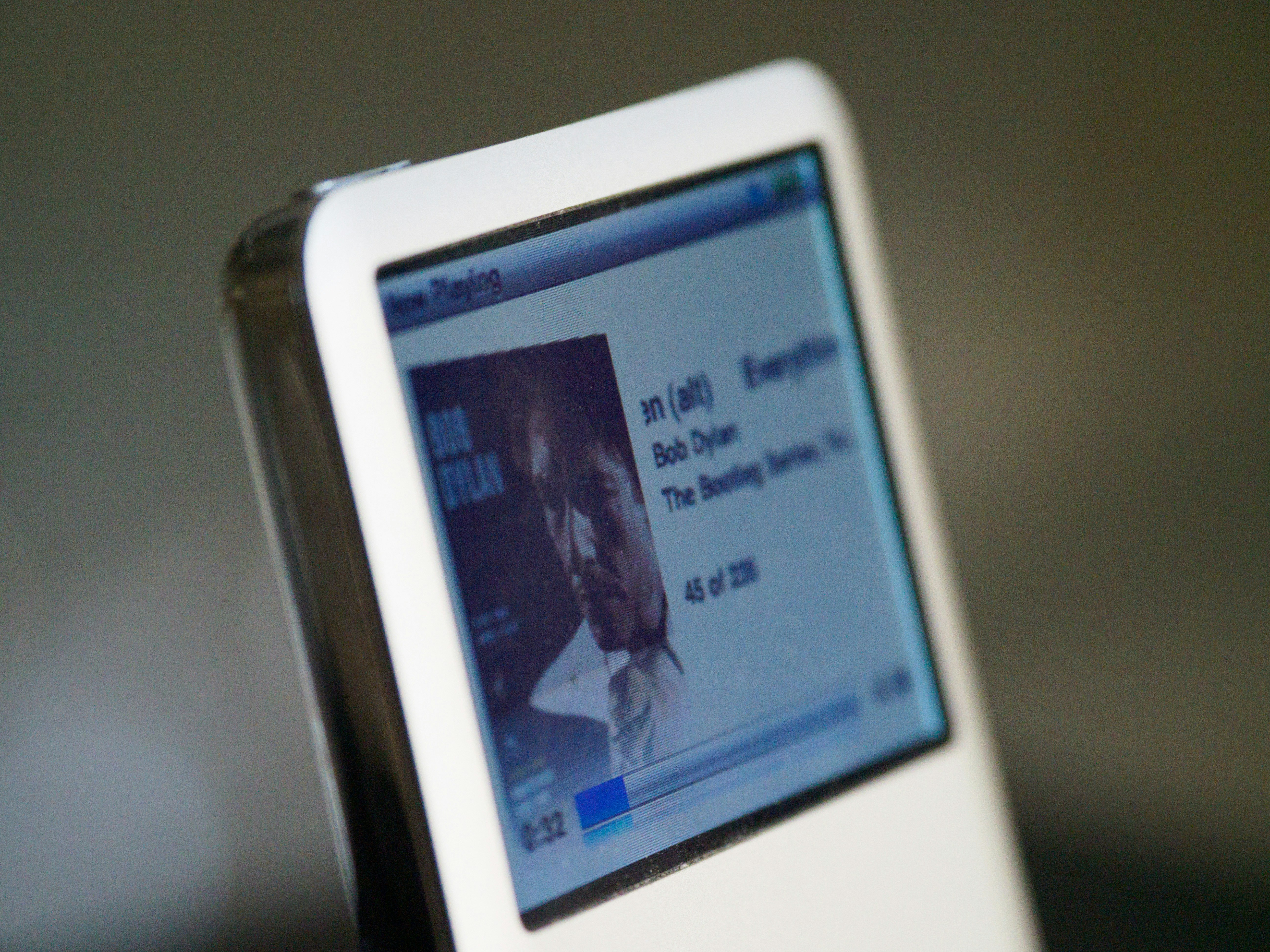 香港印花稅：跨境物業及股份交易須知