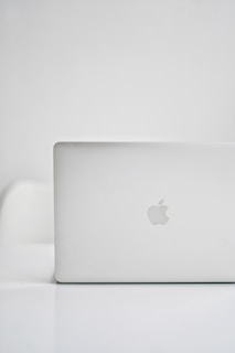 sell MacBook for cash in Toronto