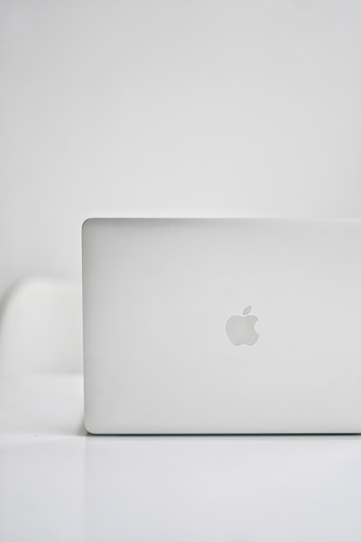 sell MacBook for cash in Toronto