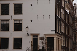 Exterior view of Kilian Agency office building on Fazantenjachtstraat.