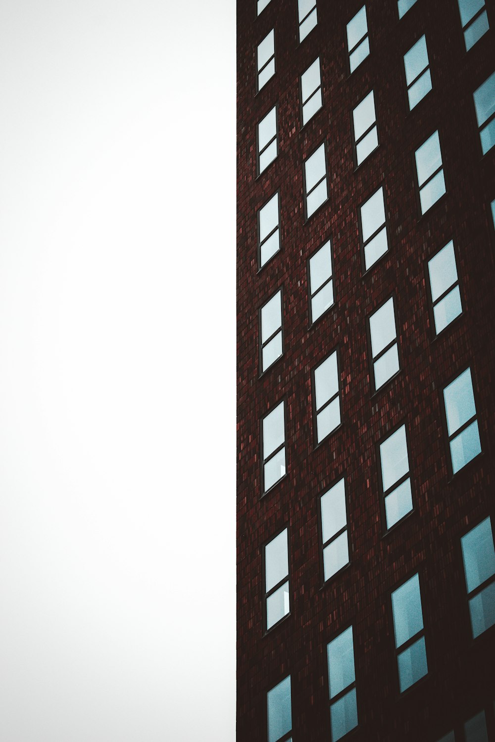 brown and white concrete building