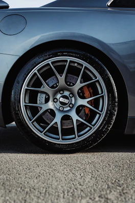 silver and black car wheel