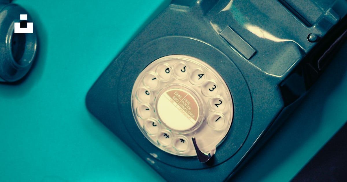 Black and silver round device photo – Free Backgrounds Image on Unsplash