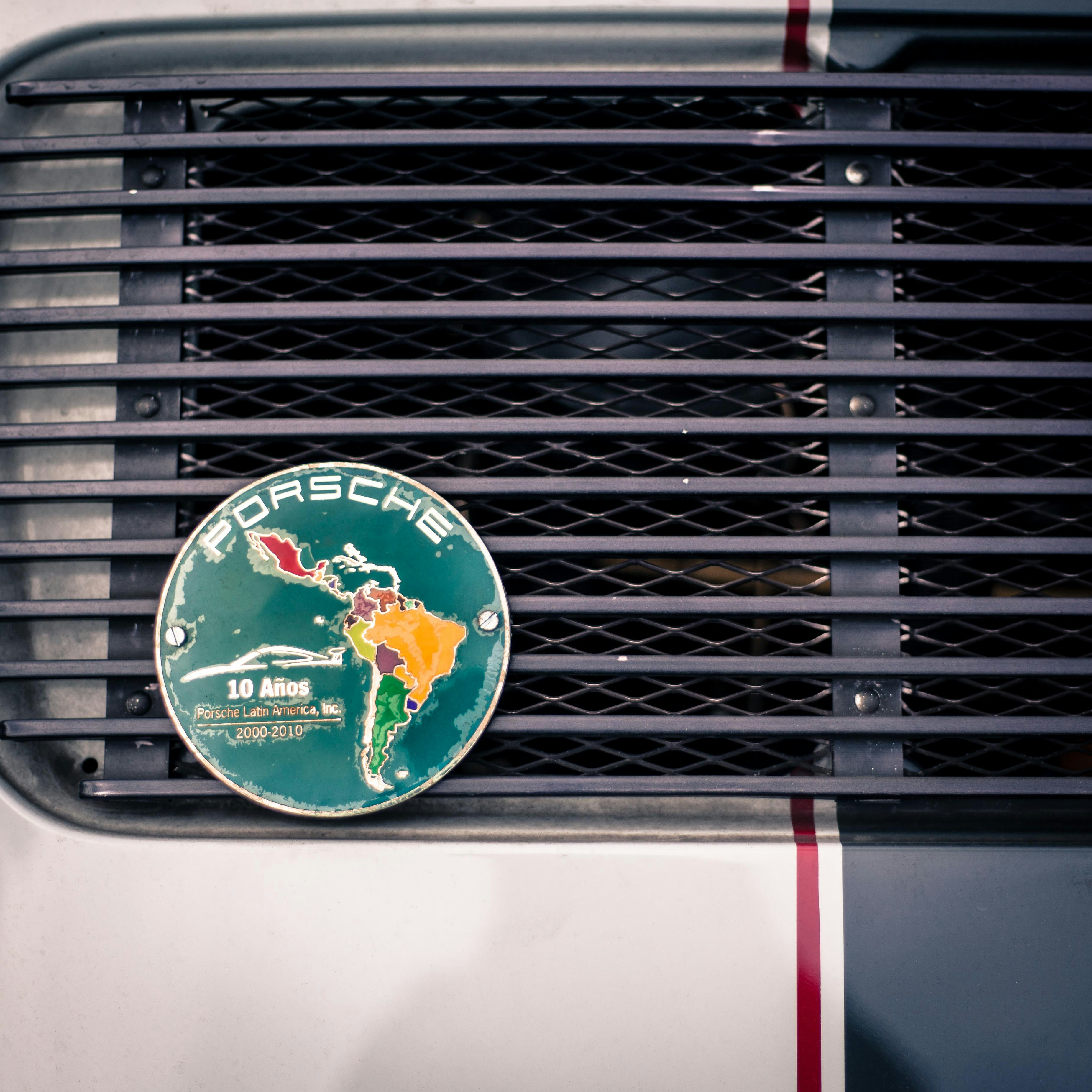 green and red round logo