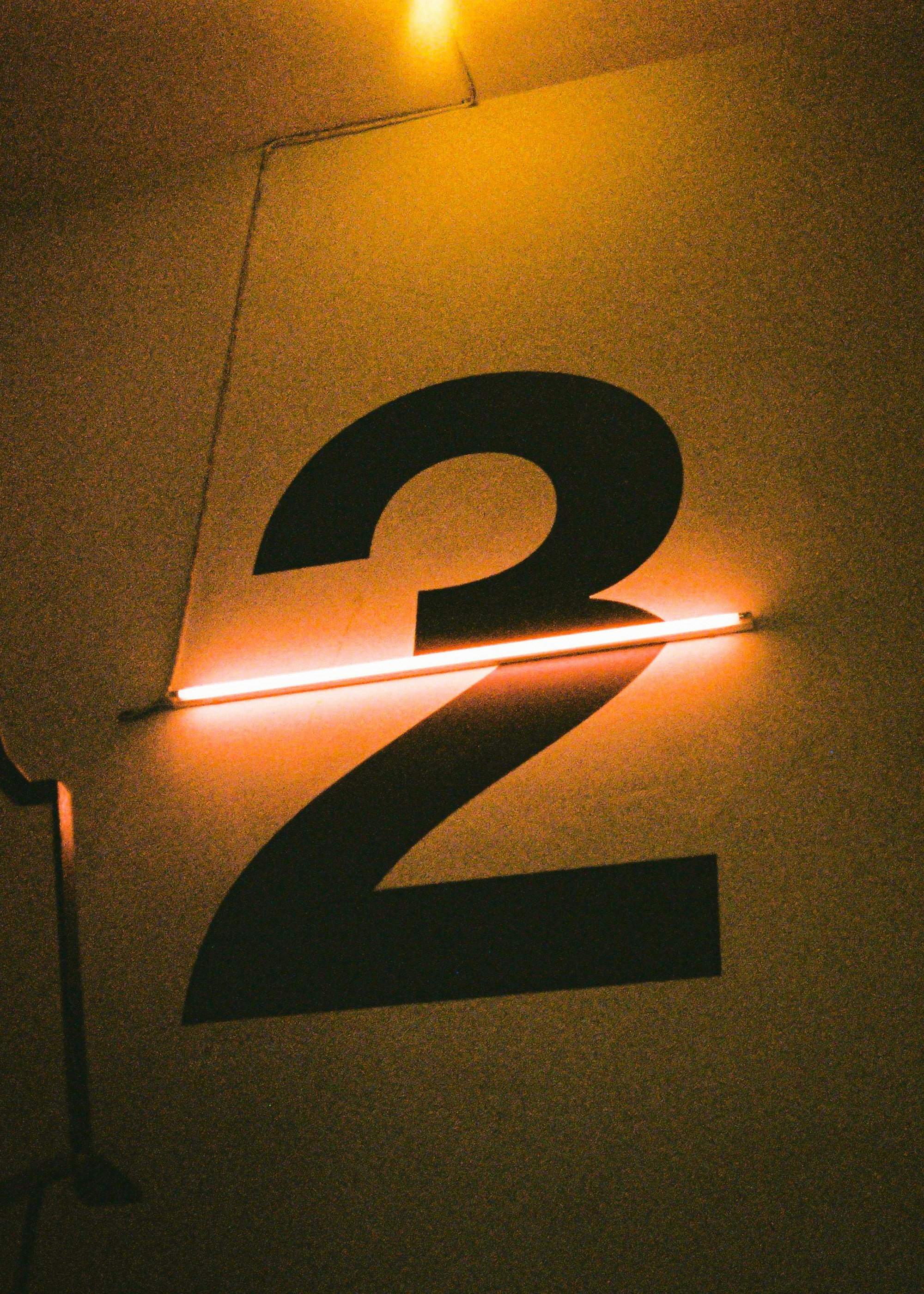 photo-1614862762981-c577d220d0f9?ixid=M3wxMjA3fDB8MXxzZWFyY2h8MTF8fHUzMSUyMCVFMCVCOCU5NyVFMCVCOCVCMiVFMCVCOCU4NyVFMCVCOSU4MCVFMCVCOCU4MiVFMCVCOSU4OSVFMCVCOCVCMnxlbnwwfHx8fDE3NTQ5OTQ3NDJ8MA\u0026ixlib=rb-4.1.0