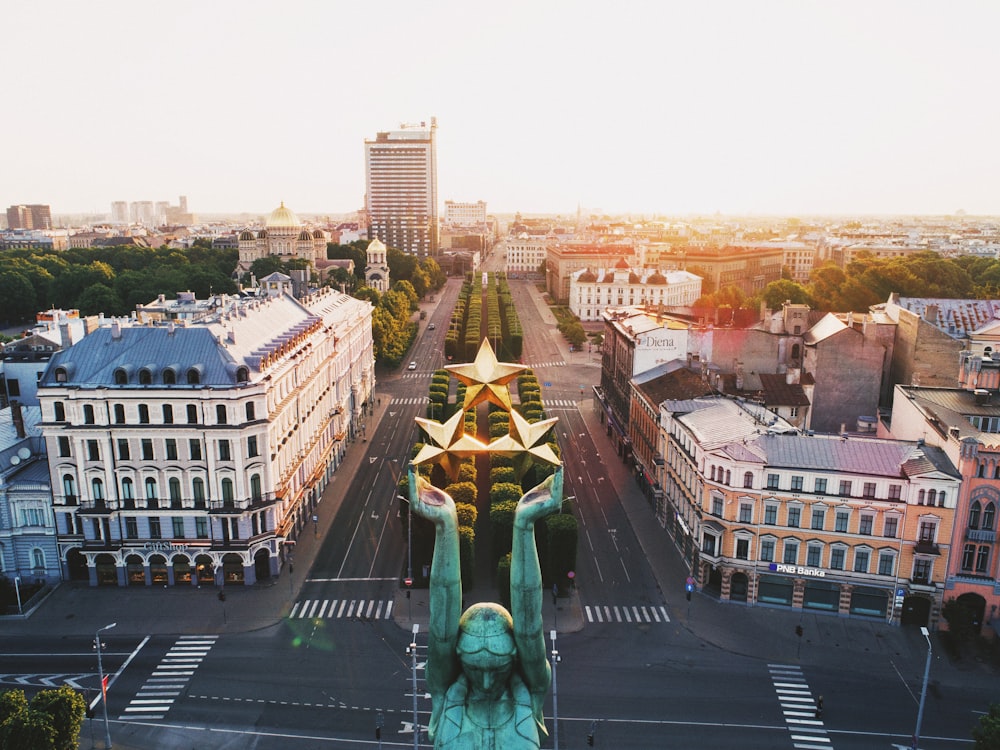 Vue aérienne des bâtiments de la ville pendant la journée