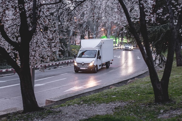 Bus dostawczy do wynajęcia — Koleczkowo