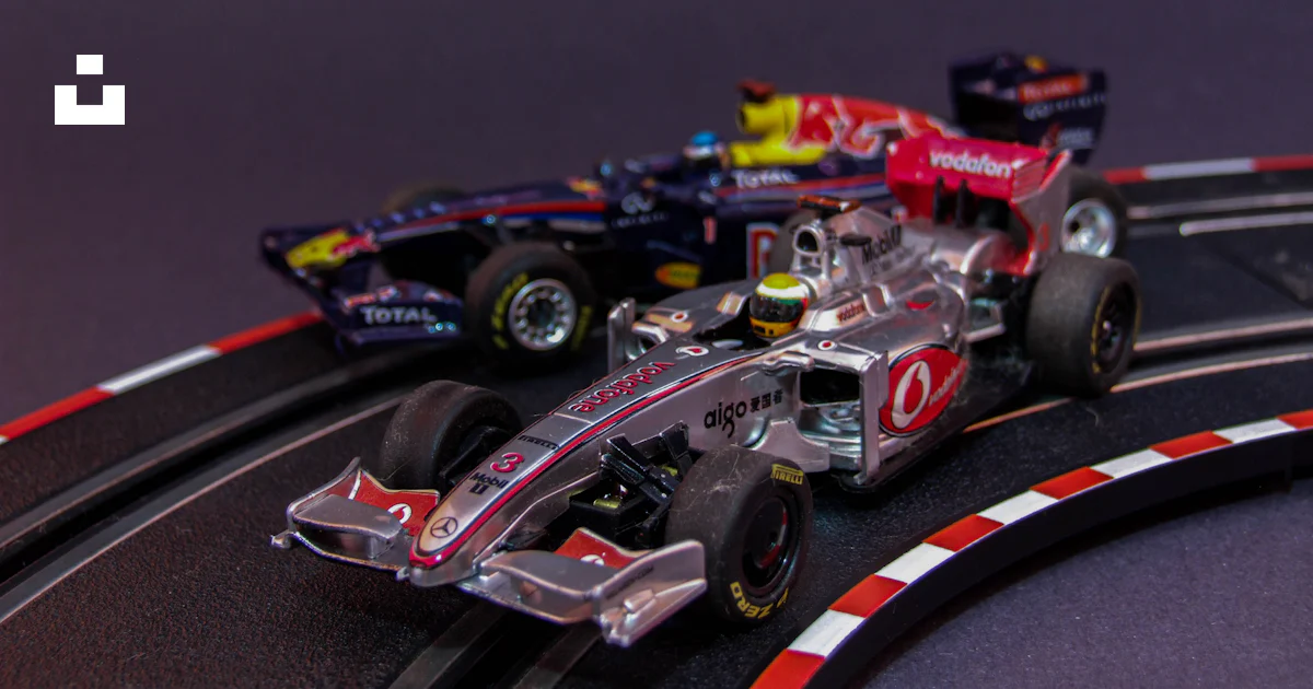 Black and red race car photo – Free F1 Image on Unsplash