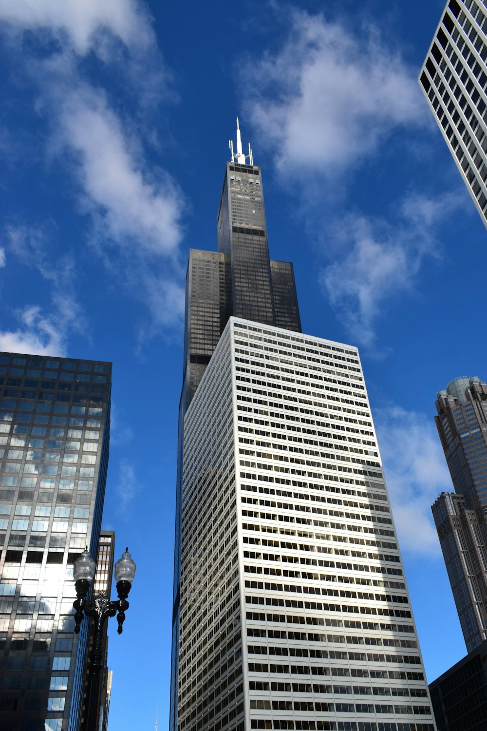 Willis Tower - Wikipedia