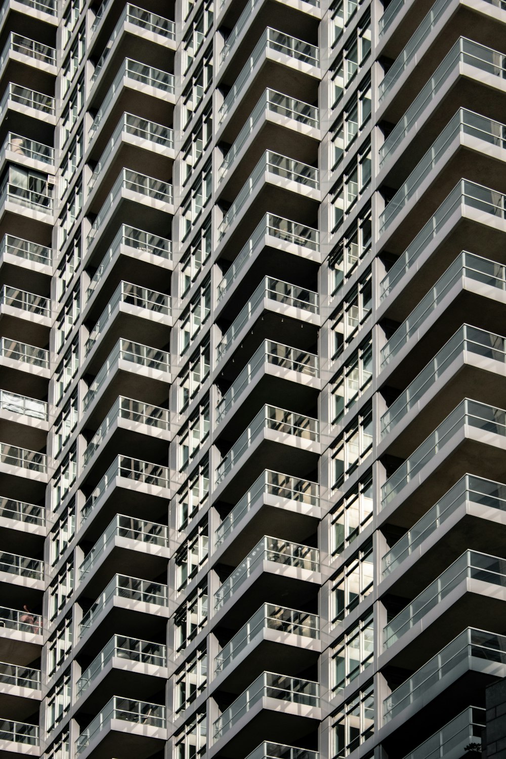 brown and white concrete building