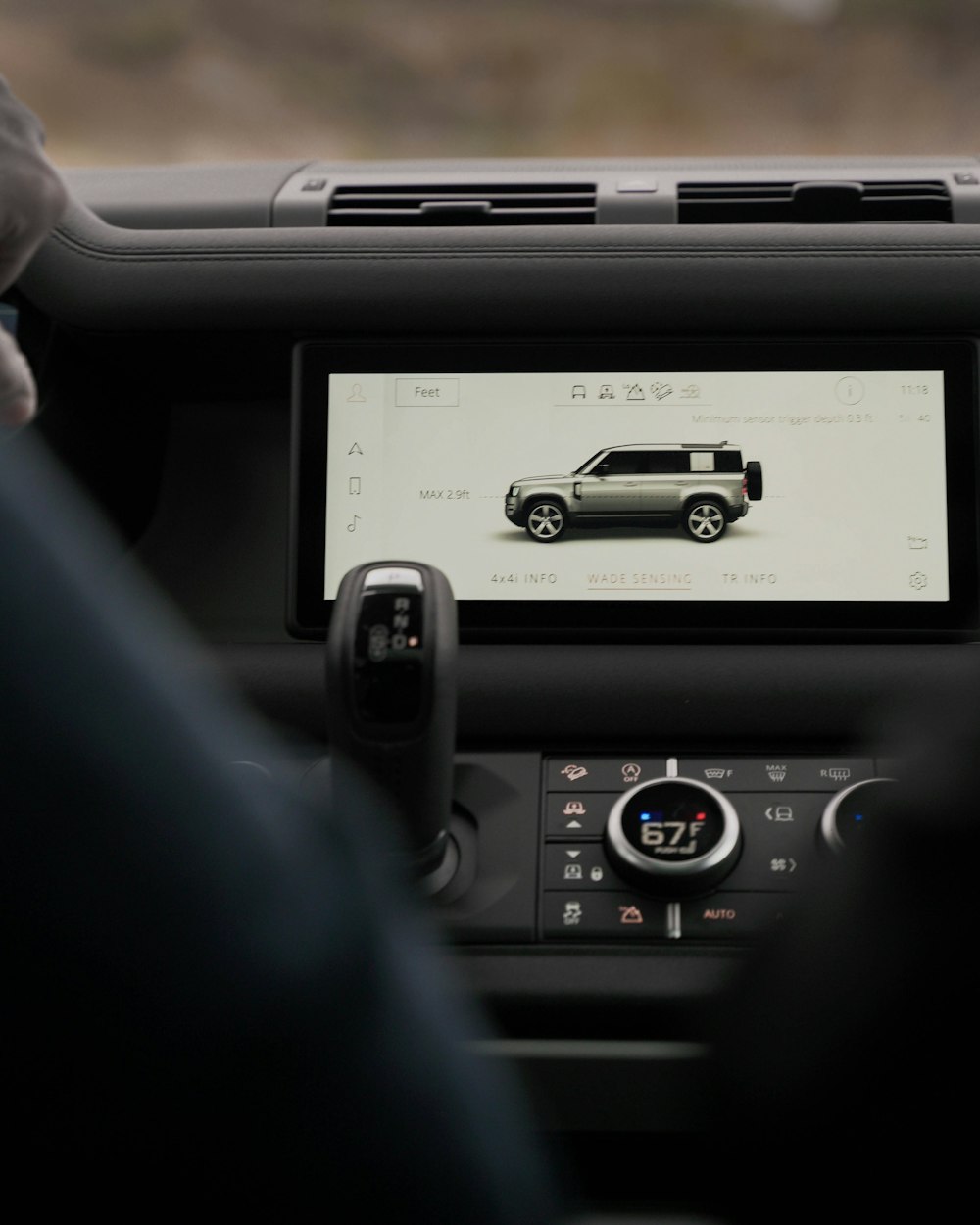 black and silver car stereo