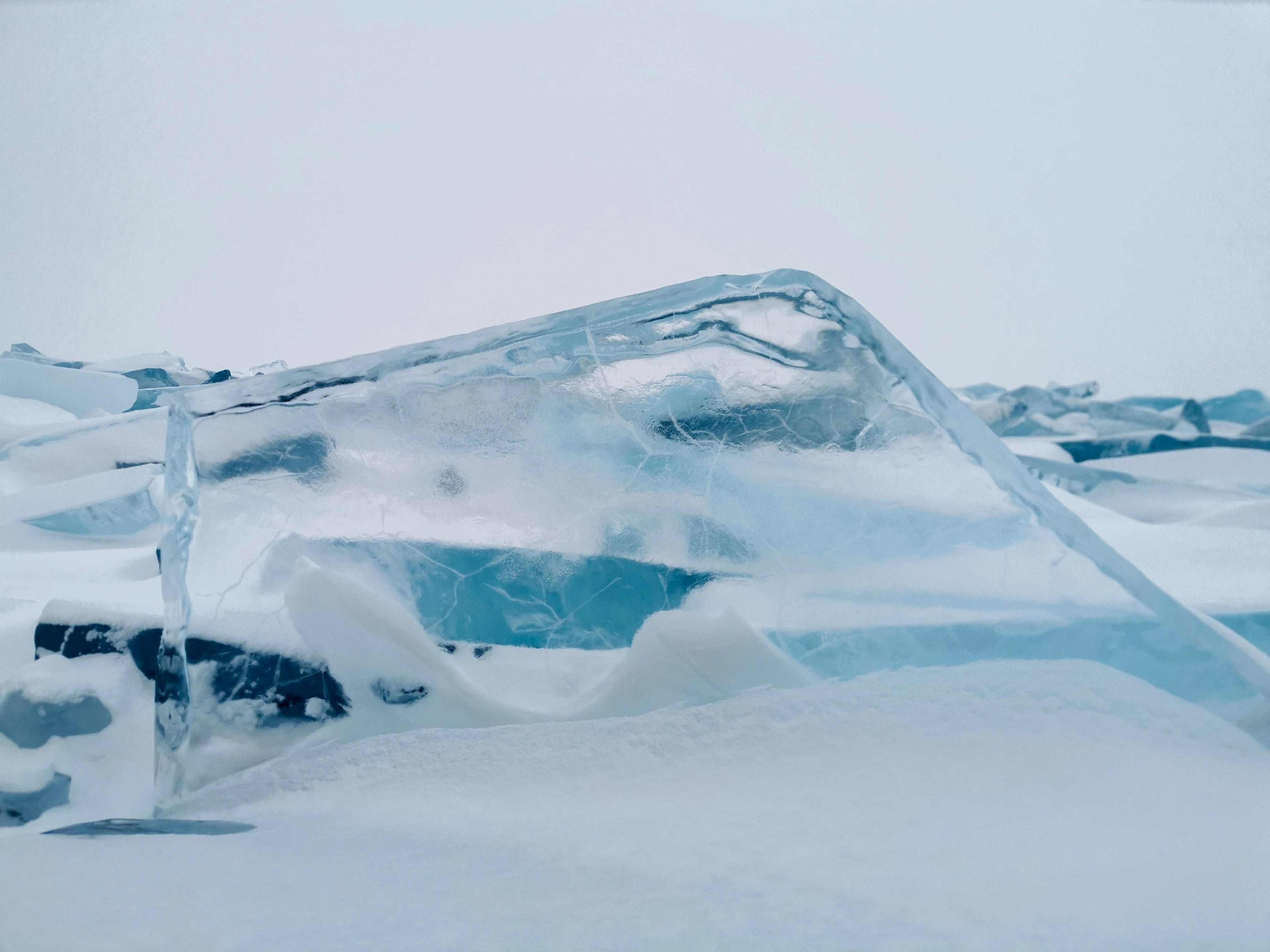Contrôle de stabilité : les supercars apprennent à danser sur la glace