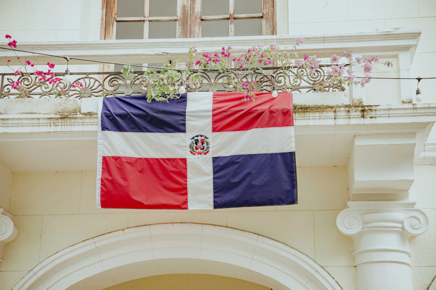 Bandera de República Dominicana ondeando
