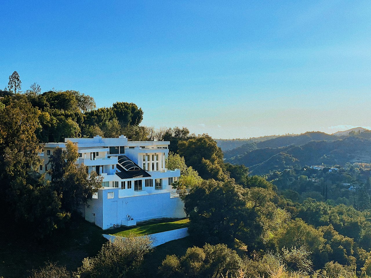 Peace of Mind Meets Exceptional Coastal Living: What Luxury Buyers Want Now