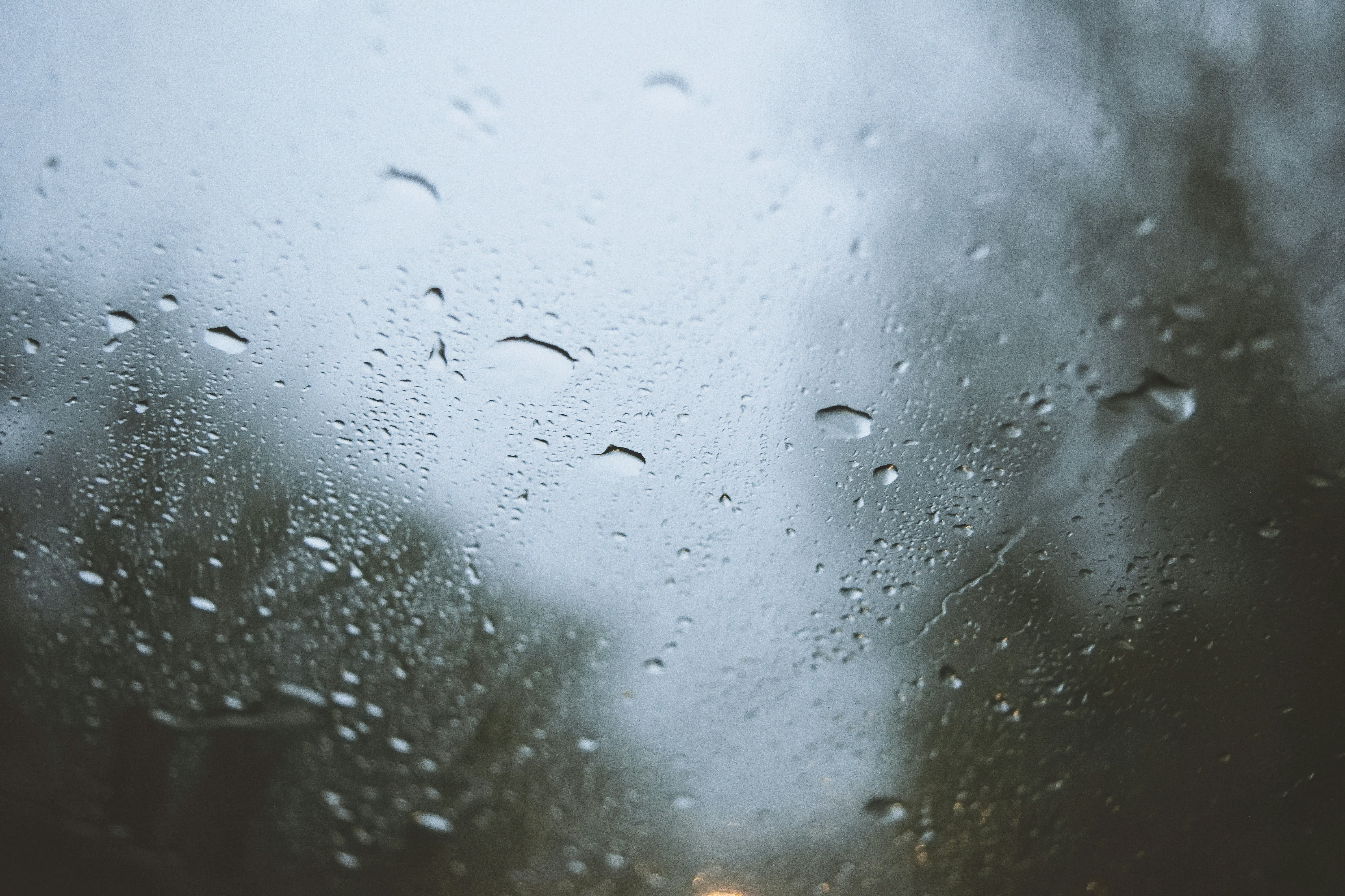 ガラス パネルの水滴の写真 Unsplashで見つける雨の無料写真