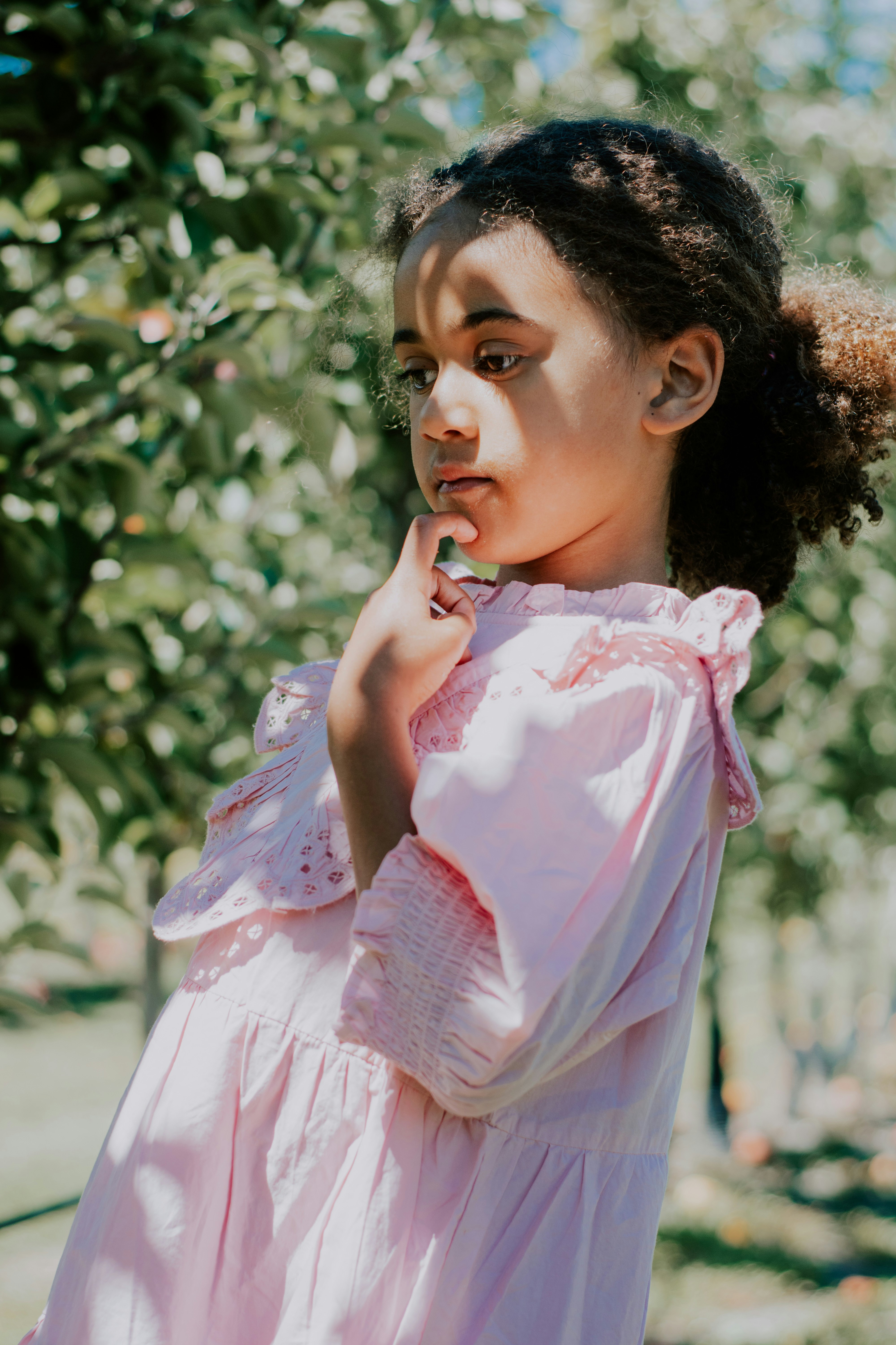 Girl in pink and white polka dot dress photo – Free Grey Image on Unsplash